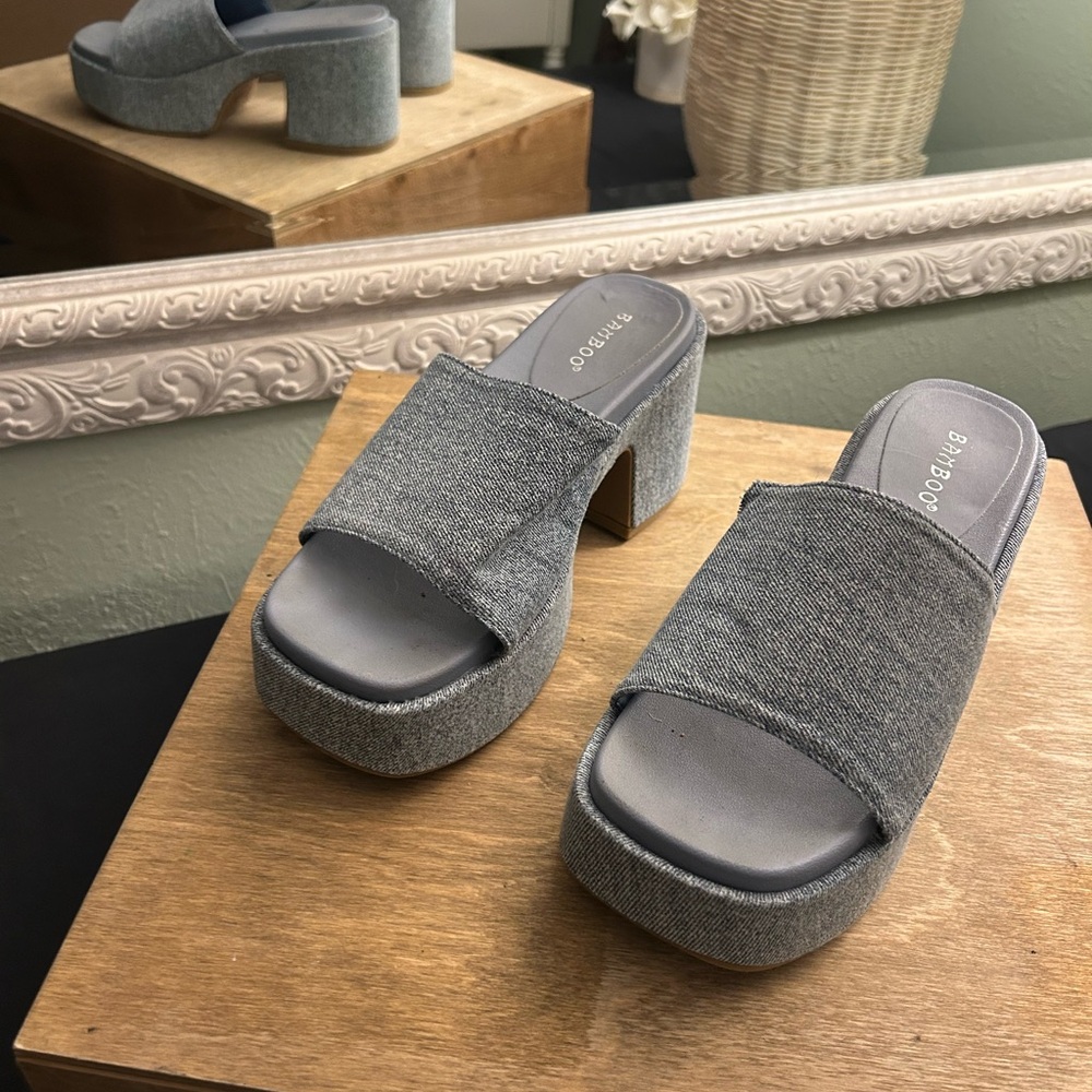 Bamboo Women's Chambray color Platform Sandals